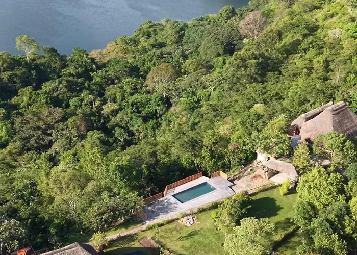 Kyaninga Royal Cottage